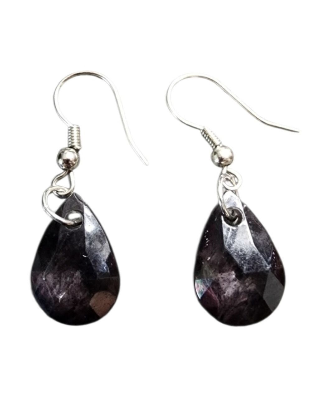 Elegant Gray Teardrop Earrings